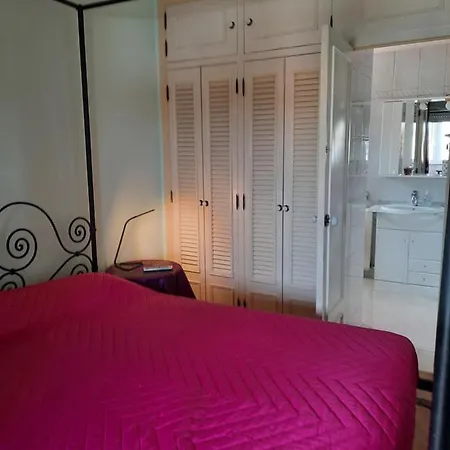 Habitación en casa particular Catarina's Sunset View Of The Beach Costa da Caparica